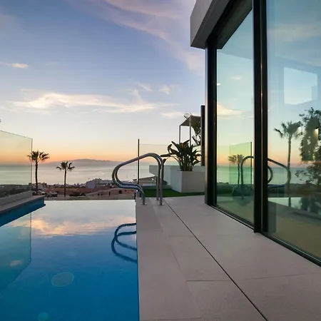 F With Private, Heated Pool And Amazing Ocean View The View Tenerife * Costa Adeje (Tenerife)