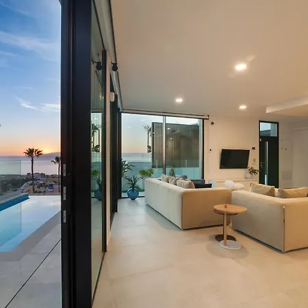 F With Private, Heated Pool And Amazing Ocean View The View Tenerife *