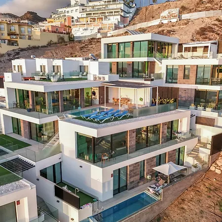 F With Private, Heated Pool And Amazing Ocean View The View Tenerife *