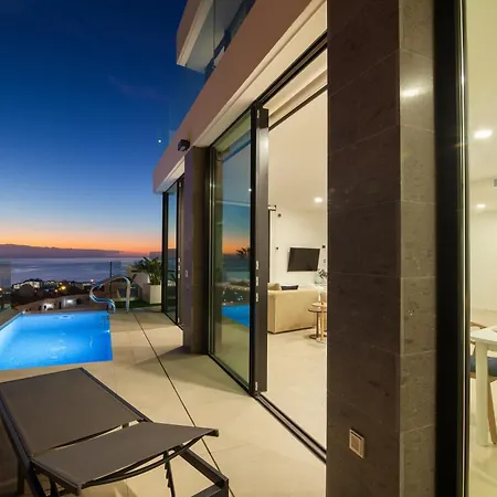 F With Private, Heated Pool And Amazing Ocean View The View Tenerife Villa Costa Adeje (Tenerife)