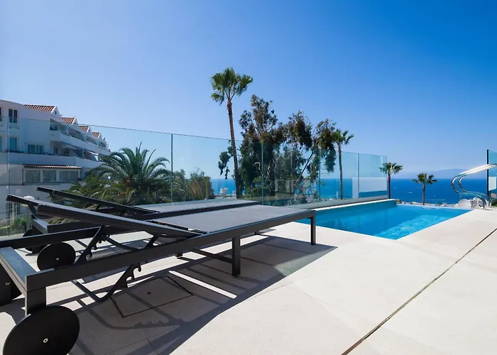 Villa 200m² New F With Private, Heated Pool And Amazing Ocean View. Costa Adeje (Tenerife)