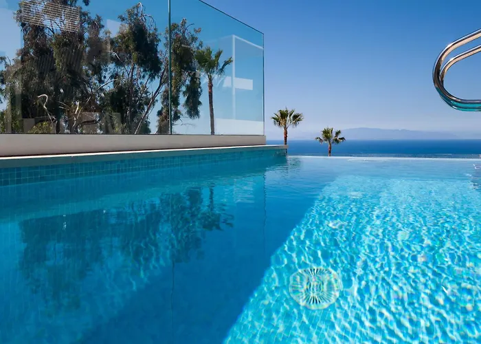 200m² New F With Private, Heated Pool And Amazing Ocean View. Vila Costa Adeje (Tenerife)
