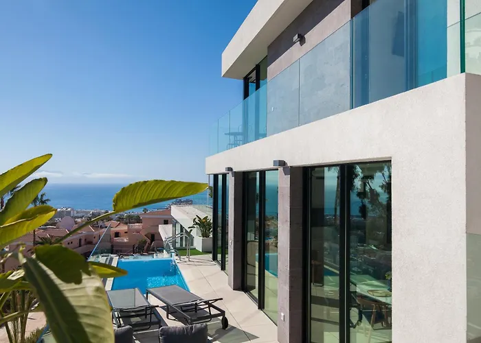 200m² New F With Private, Heated Pool And Amazing Ocean View. Villa Costa Adeje (Tenerife)