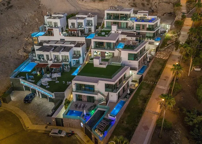 Vila 200m² New F With Private, Heated Pool And Amazing Ocean View. *