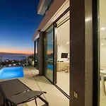 F With Private, Heated Pool And Amazing Ocean View The View Tenerife Villa Costa Adeje (Tenerife)