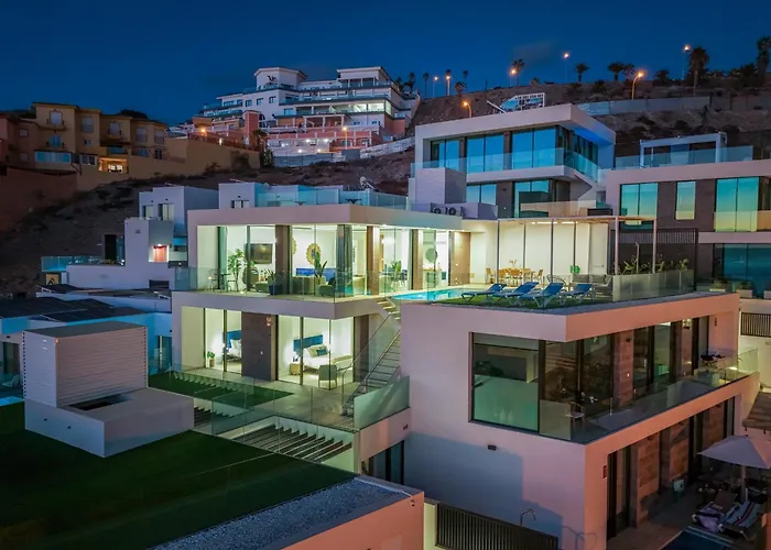 Βίλα 200m² New F With Private, Heated Pool And Amazing Ocean View. Costa Adeje (Tenerife)